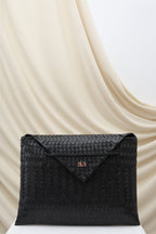 Hitam Folio
