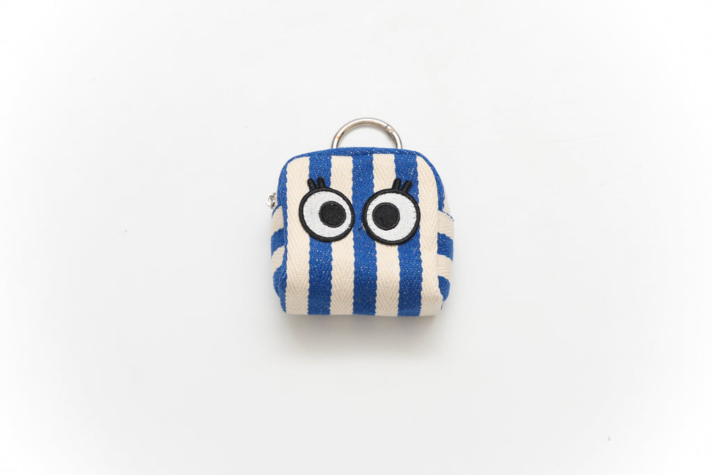 Wink Pouch